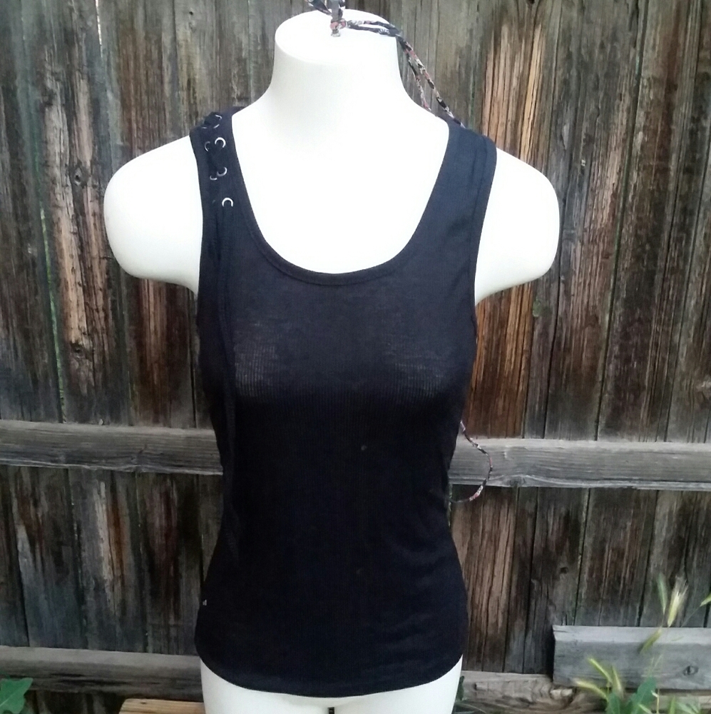 Black smooth fit tank.